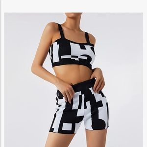 Matching Black and White Set